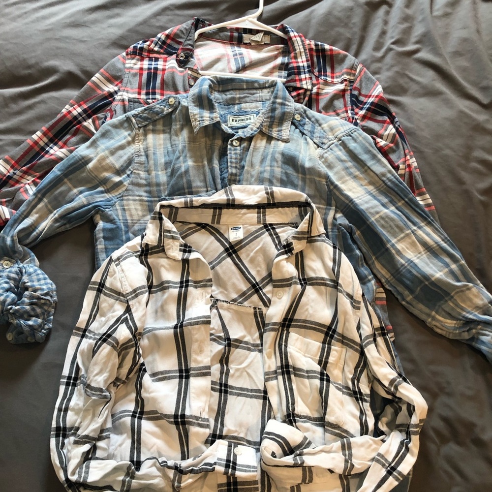 Set of 3 plaid shirts